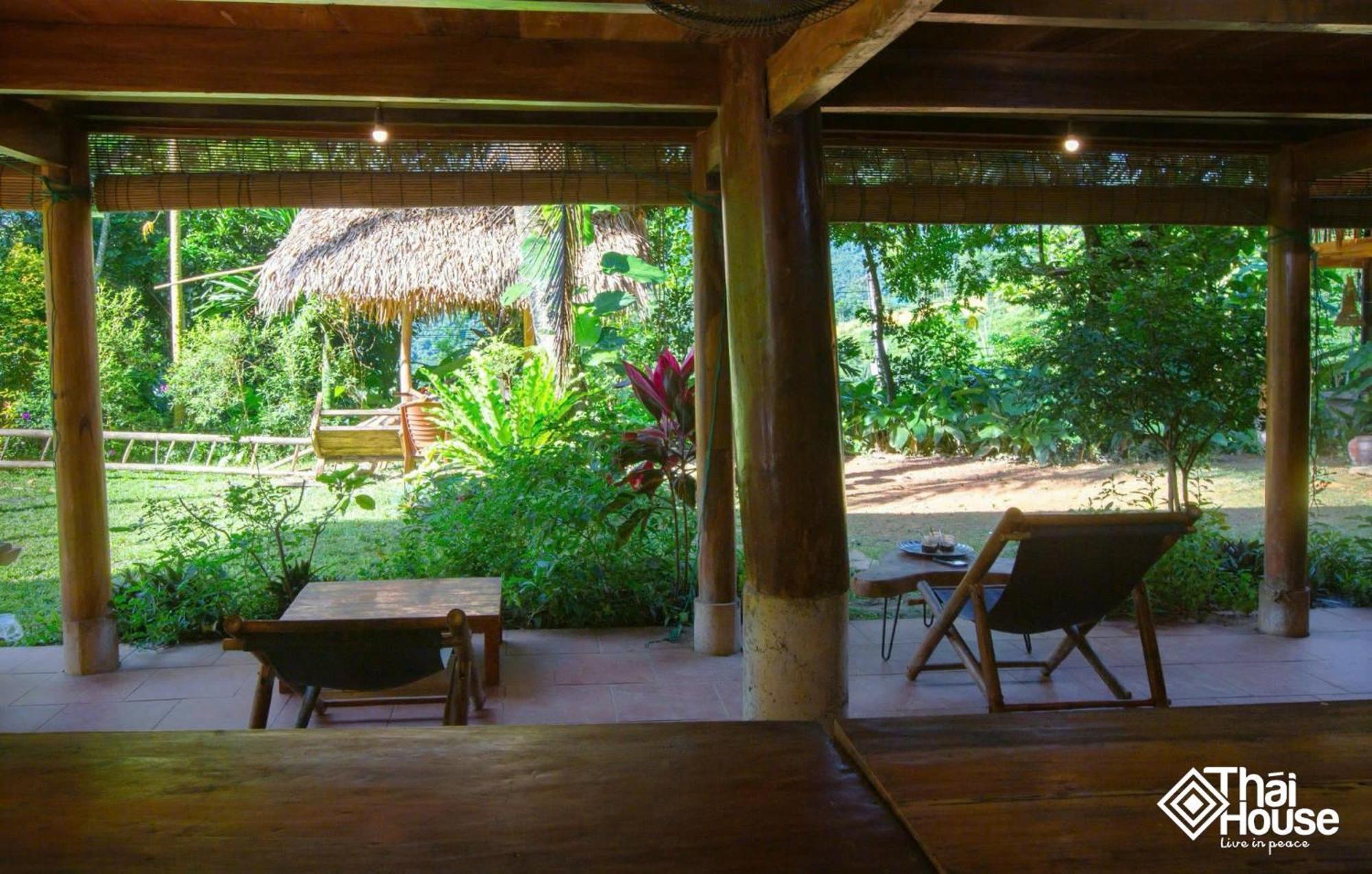 Thai House Pu Luong - Century Old Stilt House With Terrace Views Huong Ba Thuoc Luaran gambar