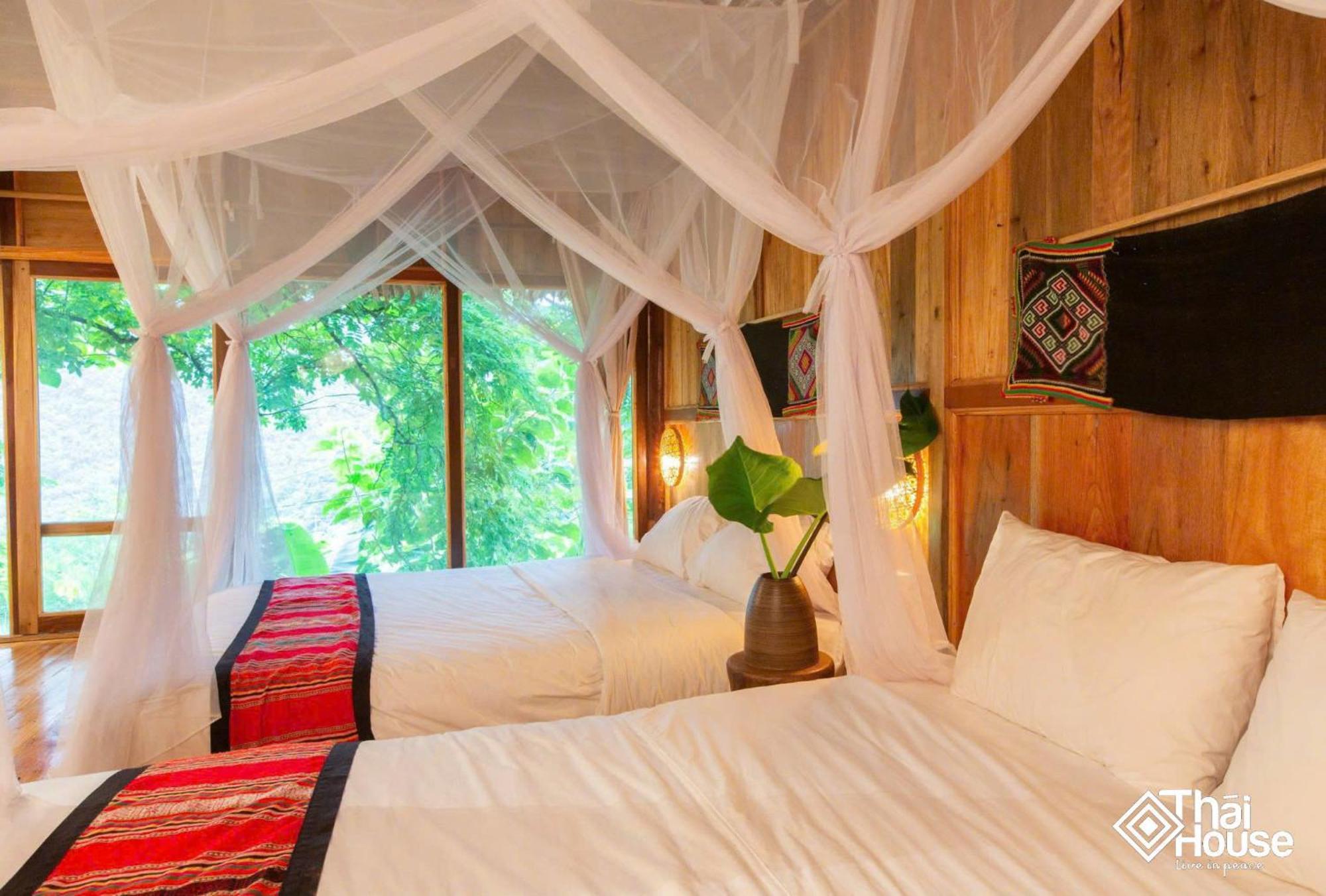 Thai House Pu Luong - Century Old Stilt House With Terrace Views Huong Ba Thuoc Luaran gambar