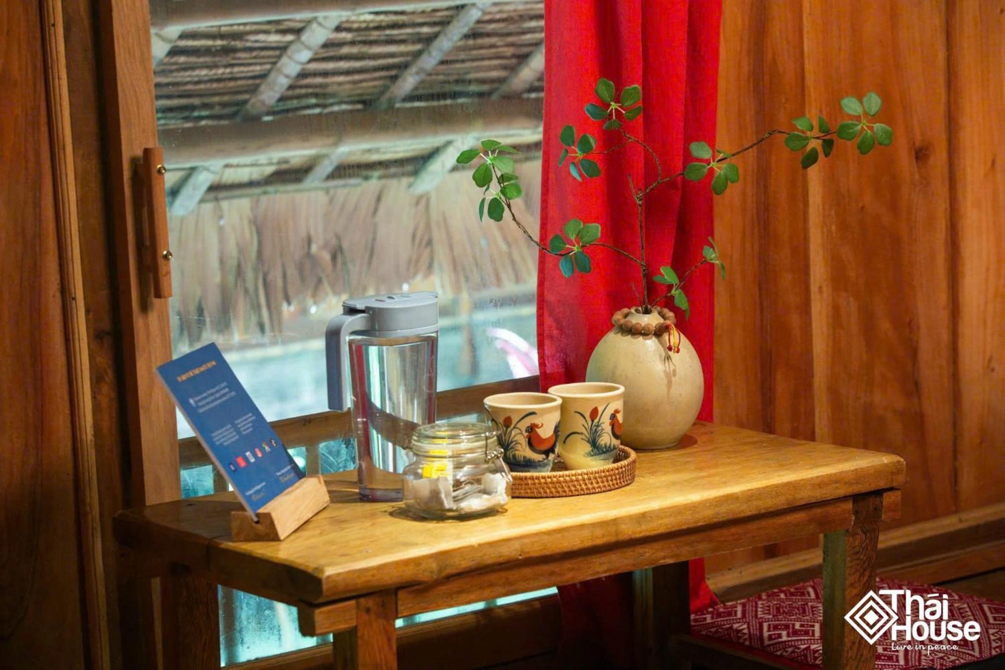 Thai House Pu Luong - Century Old Stilt House With Terrace Views Huong Ba Thuoc Luaran gambar