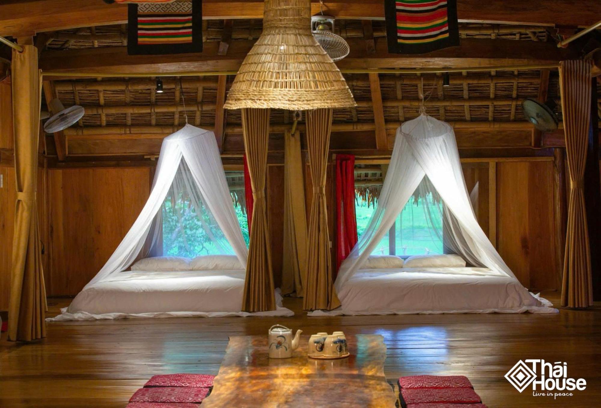 Thai House Pu Luong - Century Old Stilt House With Terrace Views Huong Ba Thuoc Luaran gambar